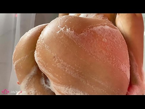 ❤️ Brunette Masturbates Pussy uban sa Vibrator sa Intense Orgasm sa Shower ☑ Sex video sa amon ❌